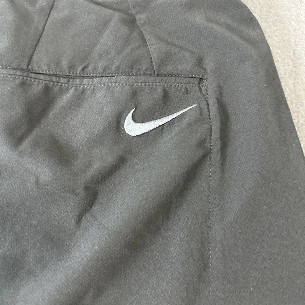 Nike Golf Mens Pants Black  Size 38 x30 Dri-Fit Standard Fit Polyester Blend